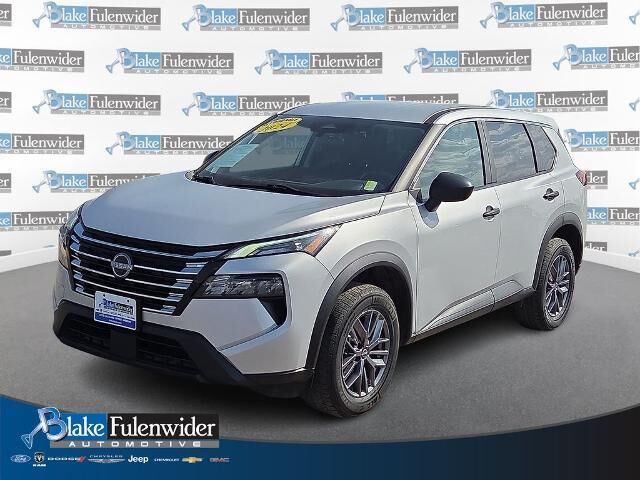 2024 Nissan Rogue S — photo 1 of 1