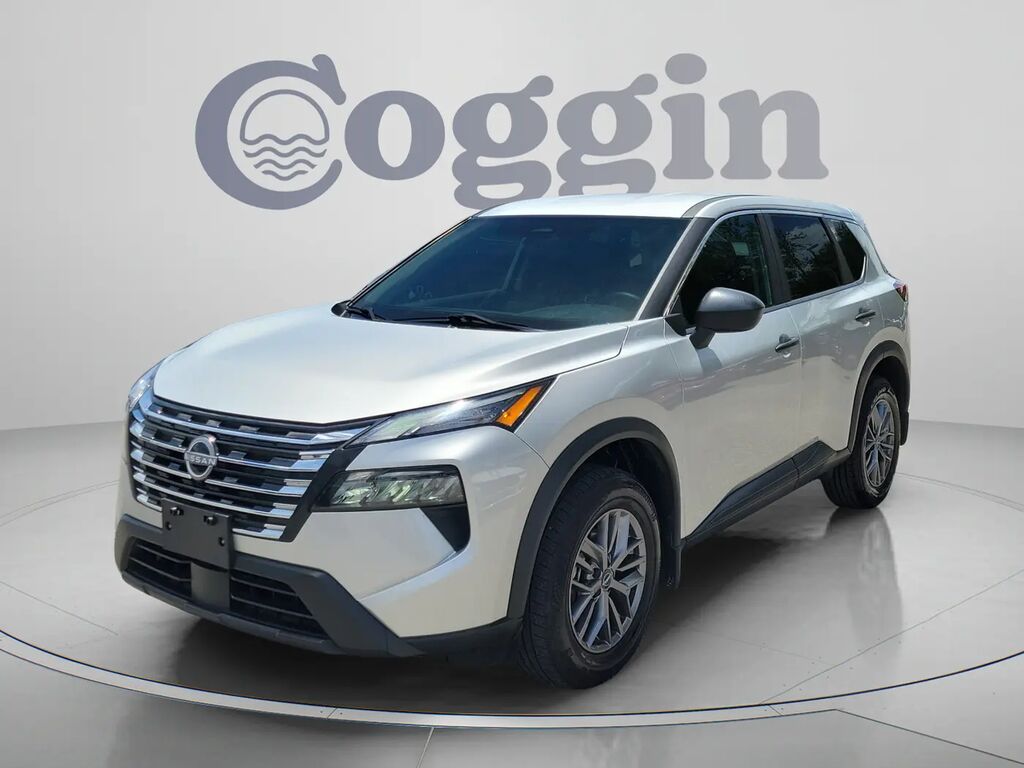 2024 Nissan Rogue S — photo 1 of 13
