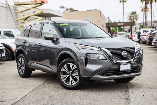 2023 Nissan Rogue SV — photo 1 of 1