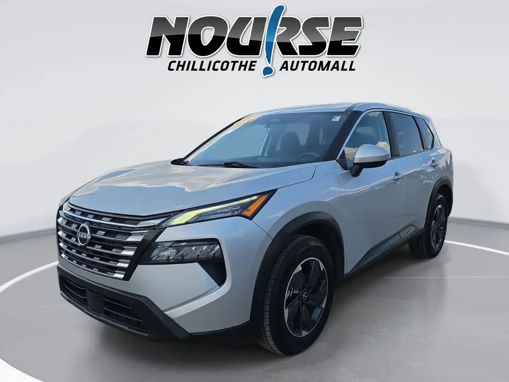 2024 Nissan Rogue SV — photo 1 of 13