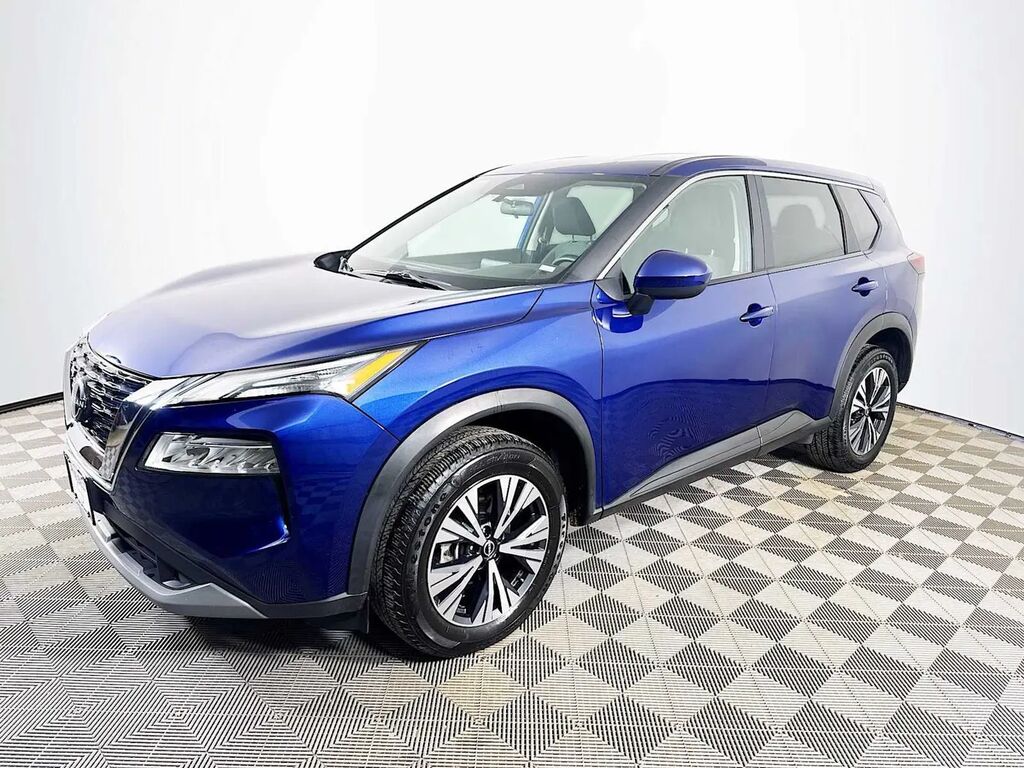 2023 Nissan Rogue SV — photo 1 of 13