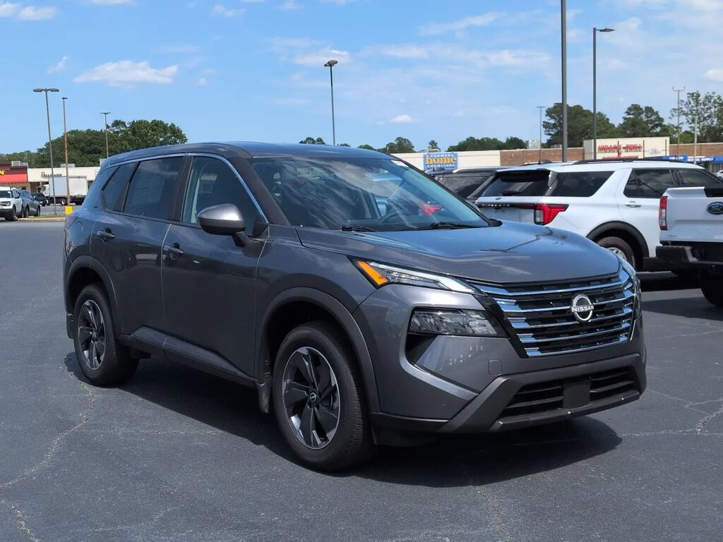 2026 Nissan Rogue SV — photo 1 of 13