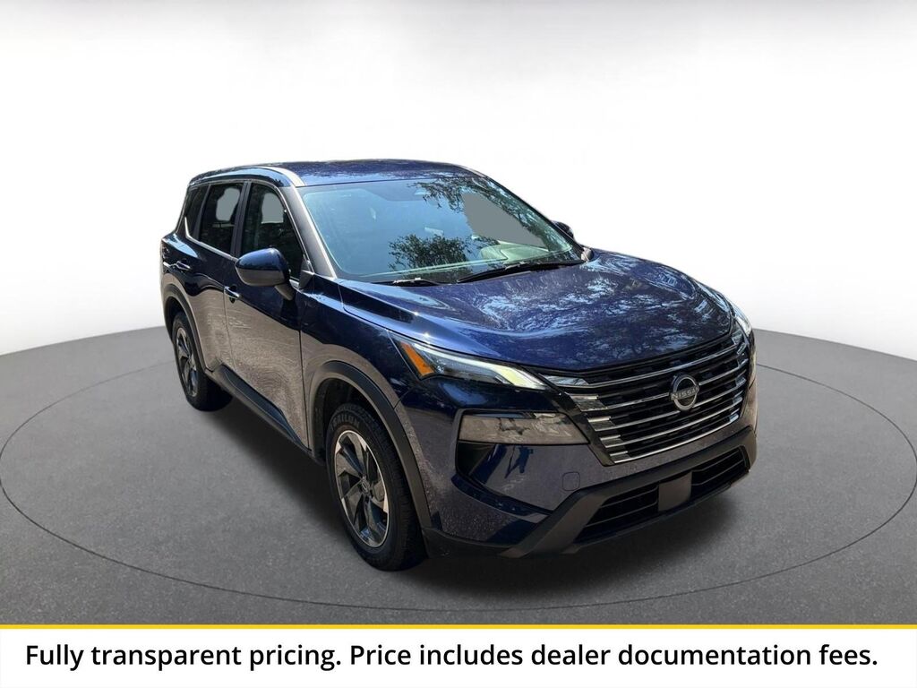 2025 Nissan Rogue SV — photo 1 of 11
