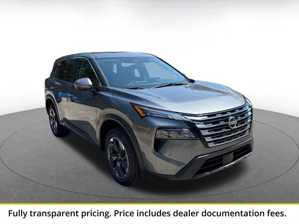 2025 Nissan Rogue SV — photo 1 of 13