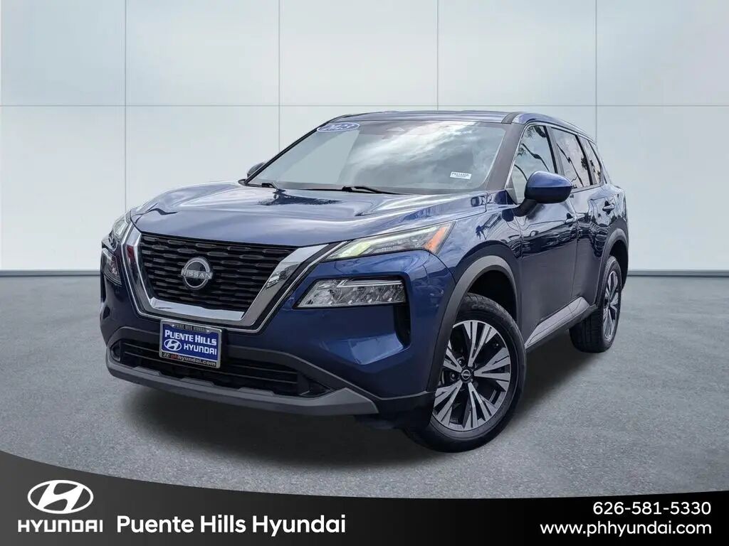 2023 Nissan Rogue SV — photo 1 of 13
