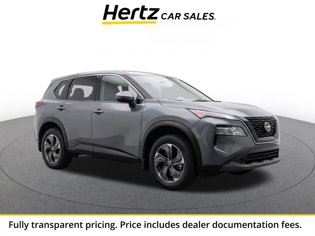 2025 Nissan Rogue SV — photo 1 of 8