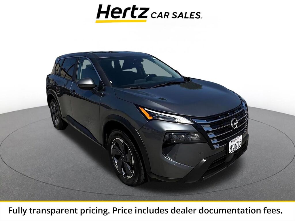2025 Nissan Rogue SV — photo 1 of 13