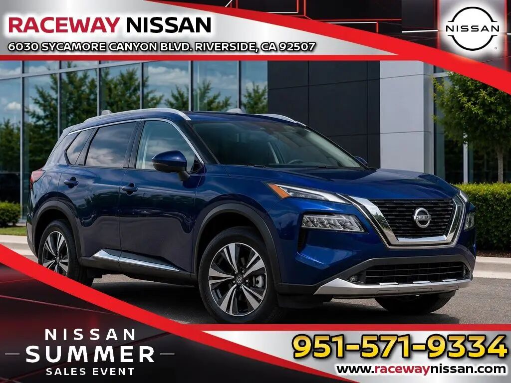 2024 Nissan Rogue SV — photo 1 of 13
