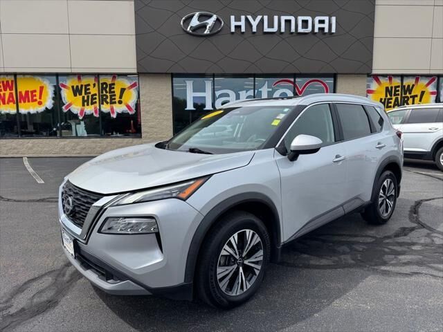 2023 Nissan Rogue SV — photo 1 of 13