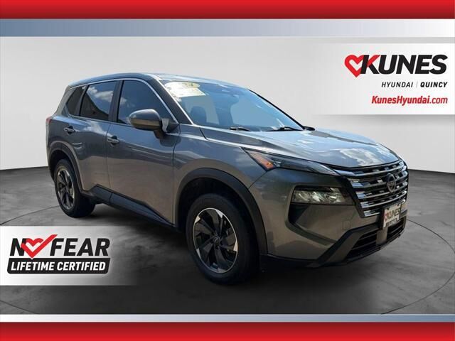 2024 Nissan Rogue SV — photo 1 of 11