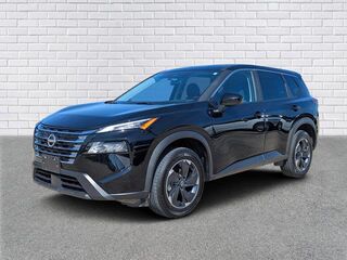 2025 Nissan Rogue SV — photo 1 of 13
