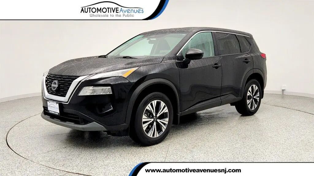 2023 Nissan Rogue SV — photo 1 of 13