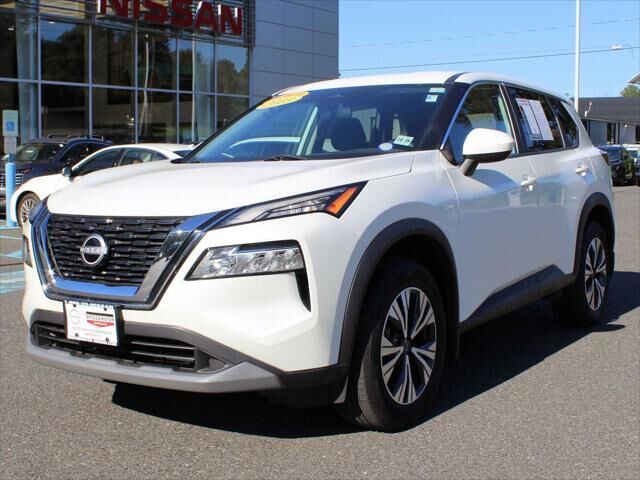 2023 Nissan Rogue SV — photo 1 of 13