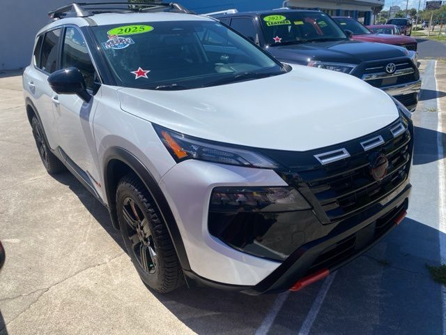 2025 Nissan Rogue Rock Creek
