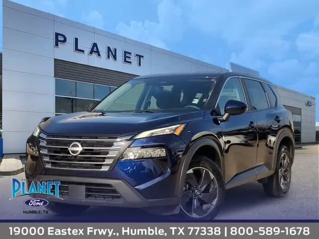 2024 Nissan Rogue SV — photo 1 of 13