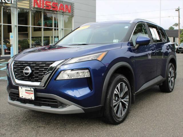 2023 Nissan Rogue SV — photo 1 of 12