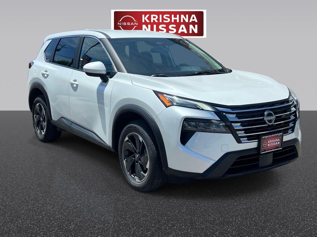 2024 Nissan Rogue SV — photo 1 of 13