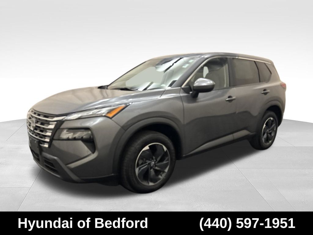 2024 Nissan Rogue SV — photo 1 of 13