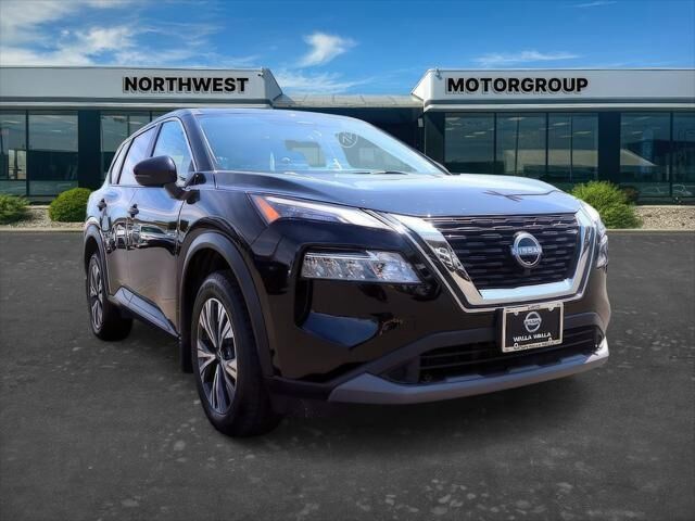 2022 Nissan Rogue SV — photo 1 of 13