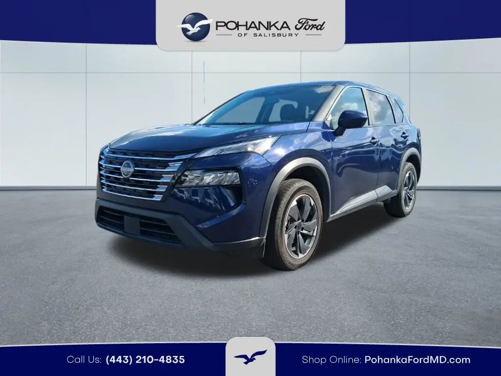 2025 Nissan Rogue SV — photo 1 of 13