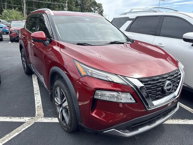 2022 Nissan Rogue SL