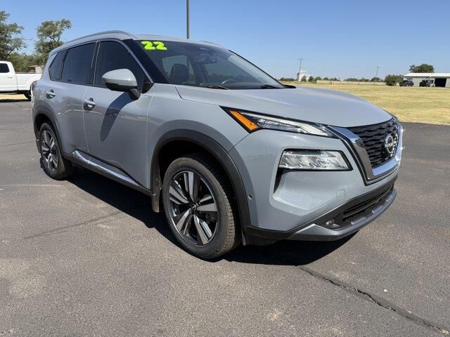 2022 Nissan Rogue SL