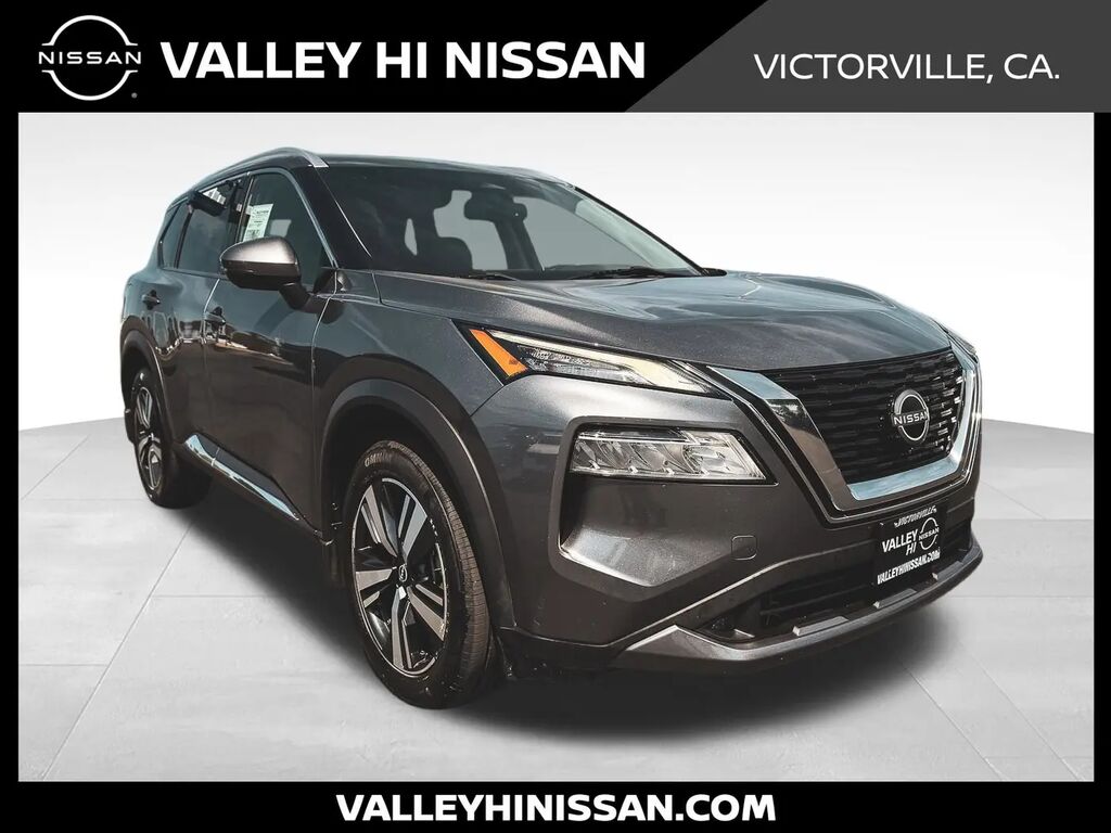 2022 Nissan Rogue SL — photo 1 of 13