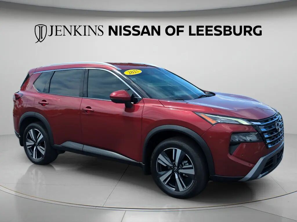 2025 Nissan Rogue SL