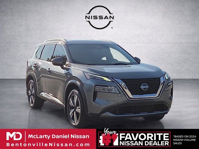 2023 Nissan Rogue SL — photo 1 of 13