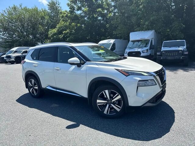 2022 Nissan Rogue SL