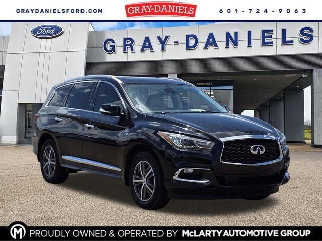 2019 INFINITI QX60 Luxe — photo 1 of 3