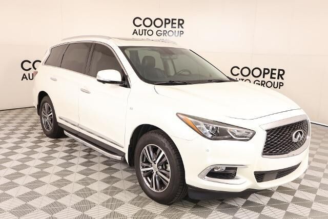 2017 INFINITI QX60 Base