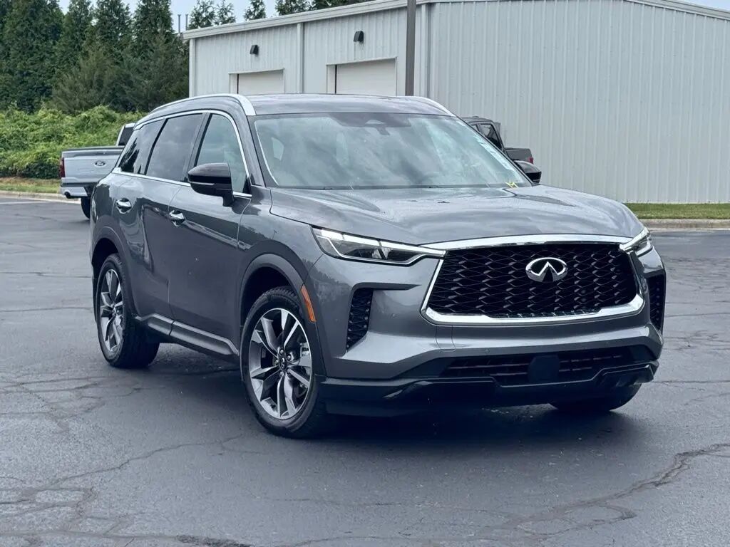 2023 INFINITI QX60 Luxe