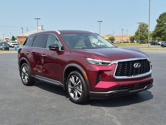 2023 INFINITI QX60 Luxe — photo 1 of 13
