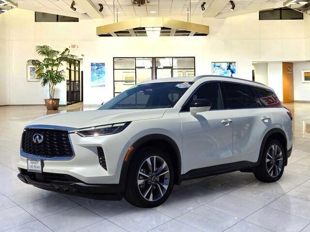 2023 INFINITI QX60 Luxe — photo 1 of 1