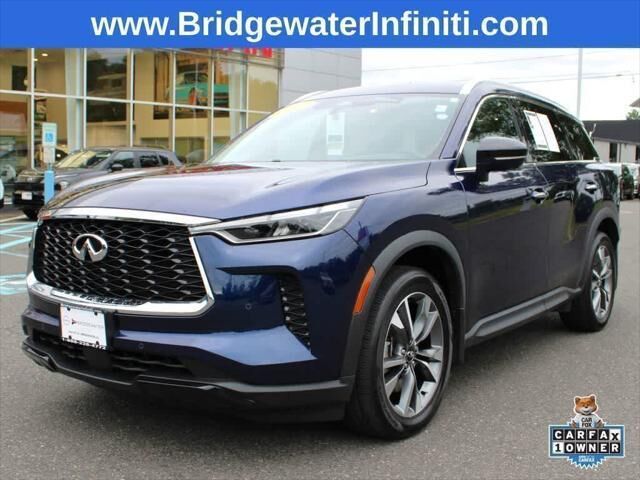 2023 INFINITI QX60 Luxe — photo 1 of 2