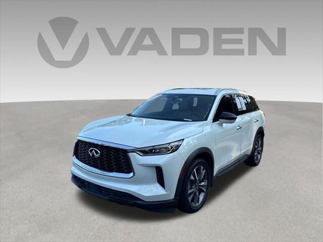 2023 INFINITI QX60 Luxe — photo 1 of 13