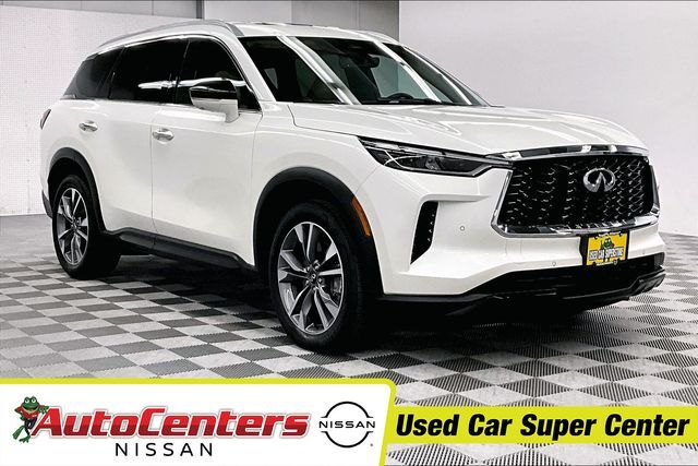 2024 INFINITI QX60 LUXE