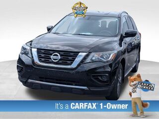 2020 Nissan Pathfinder S