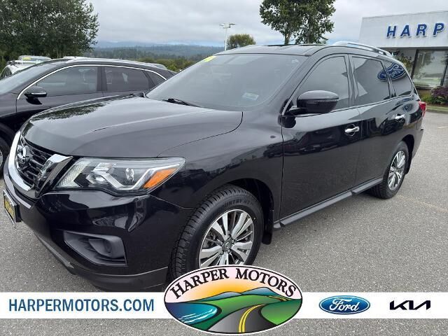 2020 Nissan Pathfinder S