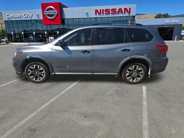 2020 Nissan Pathfinder SV