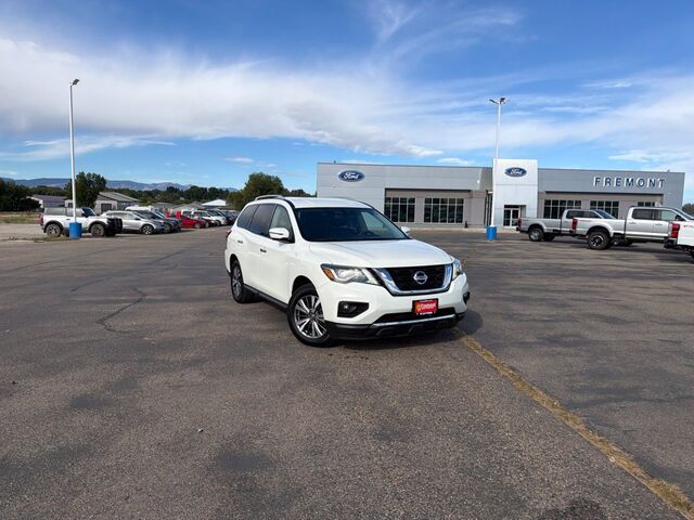 2020 Nissan Pathfinder SL