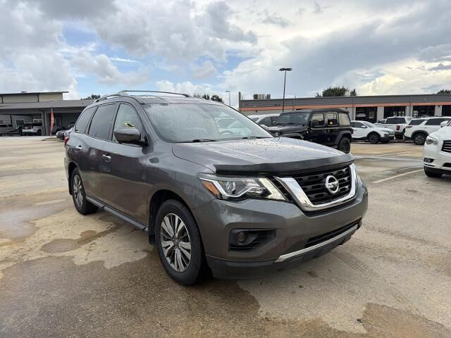 2020 Nissan Pathfinder SL