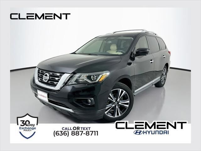 2020 Nissan Pathfinder Platinum — photo 1 of 13