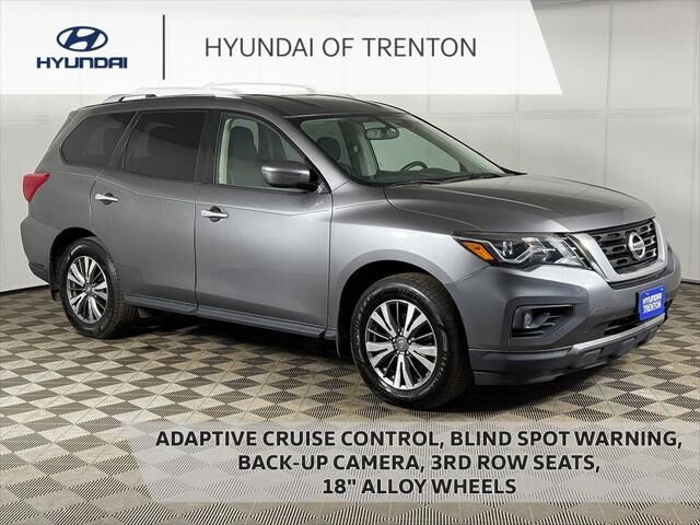 2019 Nissan Pathfinder SV