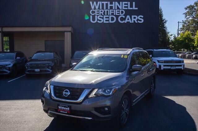 2018 Nissan Pathfinder Platinum