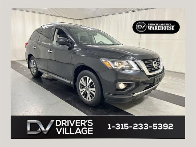 2017 Nissan Pathfinder SL