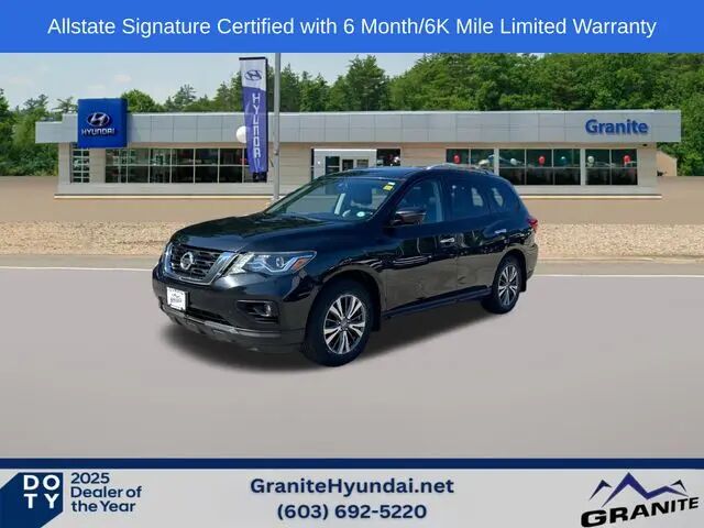 2017 Nissan Pathfinder S