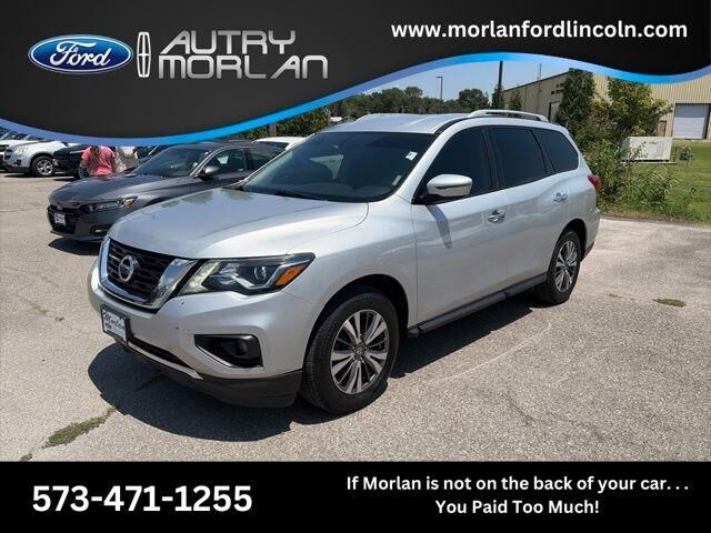 2018 Nissan Pathfinder S