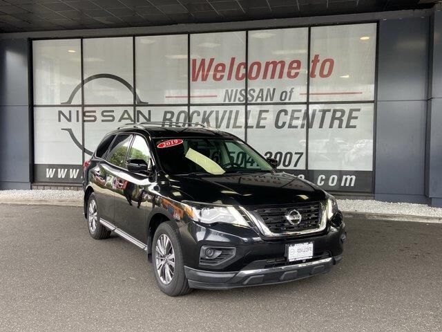 2019 Nissan Pathfinder S